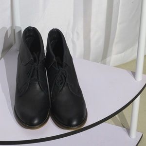 NEW IN BOX Steve Madden Jasperr- Black Leather